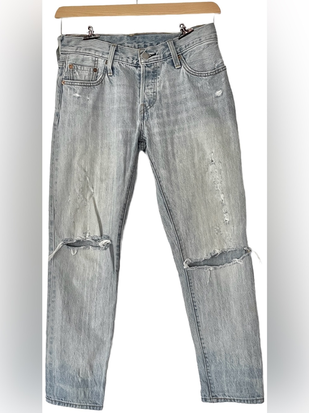 Levi's 501 CT Button-Fly Jeans / 28